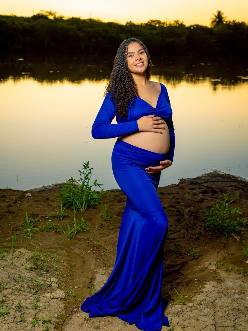 #EnsaioGestante #Maternidade #AmorMaterno #Barriguda #Gravidez #FotografiaGestante #MomentoMágico #Expectativa #Família #FuturoPapai #FuturaMamãe #AmorIncondicional #BebêàCaminho #VidaNova #Emoção #Vínculo #BarrigaDeGrávida #AmorEmGestação #EnsaioFotográf