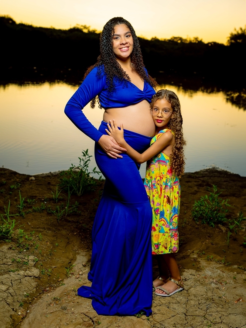 #EnsaioGestante #Maternidade #AmorMaterno #Barriguda #Gravidez #FotografiaGestante #MomentoMágico #Expectativa #Família #FuturoPapai #FuturaMamãe #AmorIncondicional #BebêàCaminho #VidaNova #Emoção #Vínculo #BarrigaDeGrávida #AmorEmGestação #EnsaioFotográf