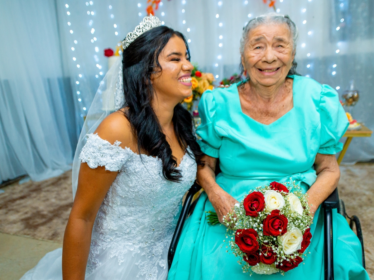 fotografia de casamento, casamento, amor, cerimônia, recepção, álbum de casamento, fotógrafo de casamento, momento especial, memórias, romance, felicidade, compromisso, celebração, união, eternidade