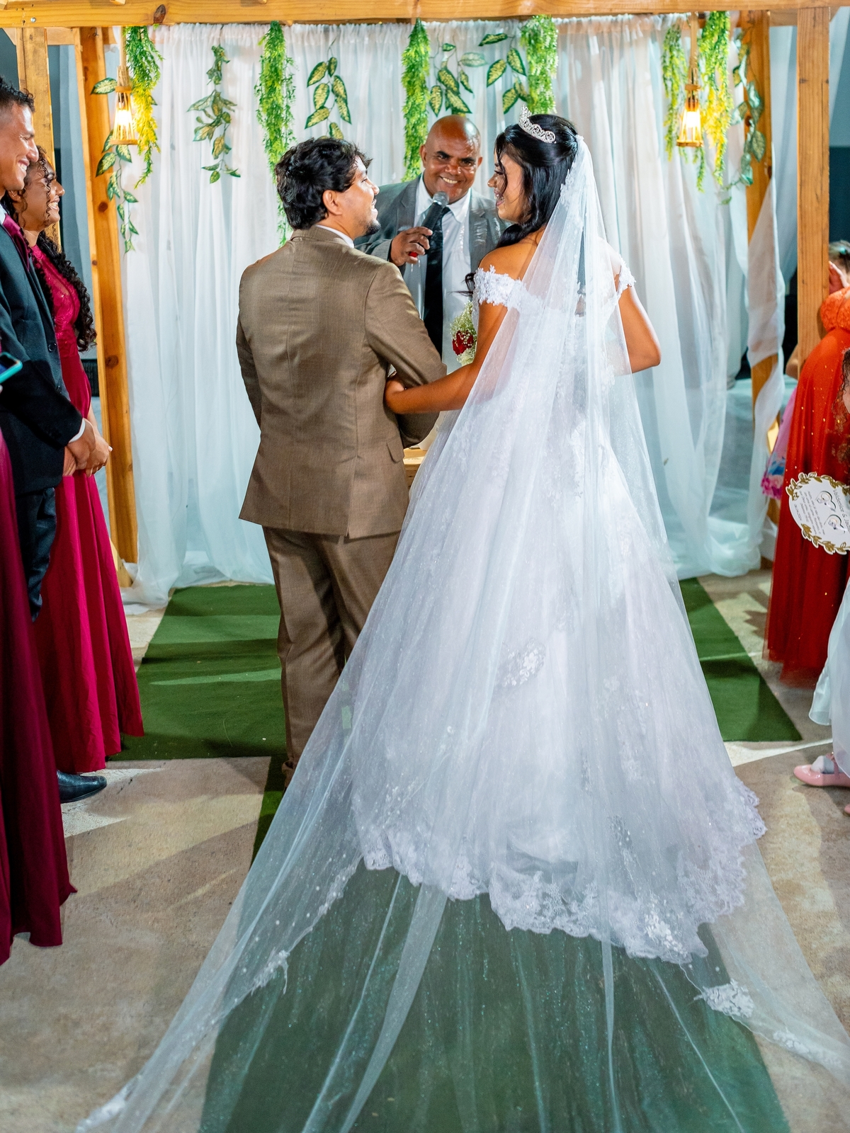 fotografia de casamento, casamento, amor, cerimônia, recepção, álbum de casamento, fotógrafo de casamento, momento especial, memórias, romance, felicidade, compromisso, celebração, união, eternidade