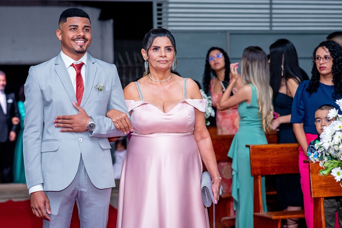 #CasamentoDosSonhos #PlanejamentoDeCasamento #DecoraçãoDeCasamento #VestidoDeNoiva #BuffetParaCasamento #CerimôniaDeCasamento #InspiraçãoParaCasamento #CasamentoElegante #DicasDeCasamento #OrganizaçãoDeCasamento #CasamentoPerfeito #Noiva2024 #CasamentoCom