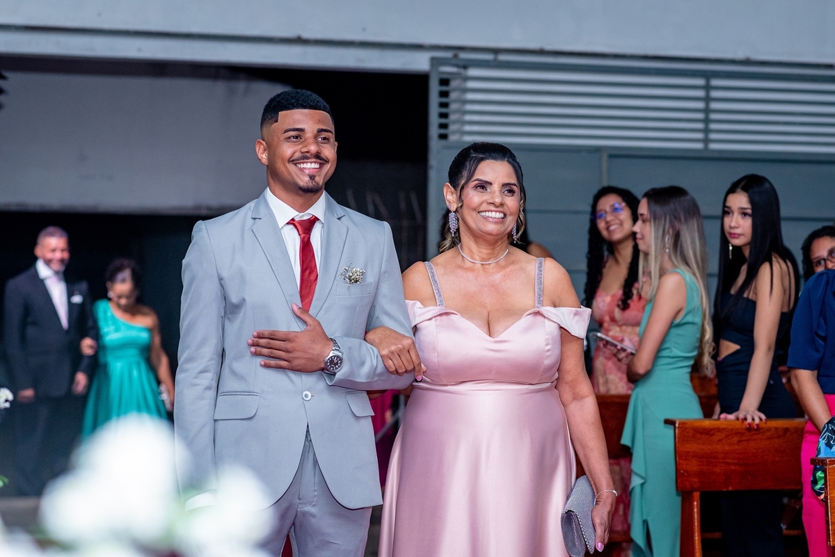 #CasamentoDosSonhos #PlanejamentoDeCasamento #DecoraçãoDeCasamento #VestidoDeNoiva #BuffetParaCasamento #CerimôniaDeCasamento #InspiraçãoParaCasamento #CasamentoElegante #DicasDeCasamento #OrganizaçãoDeCasamento #CasamentoPerfeito #Noiva2024 #CasamentoCom