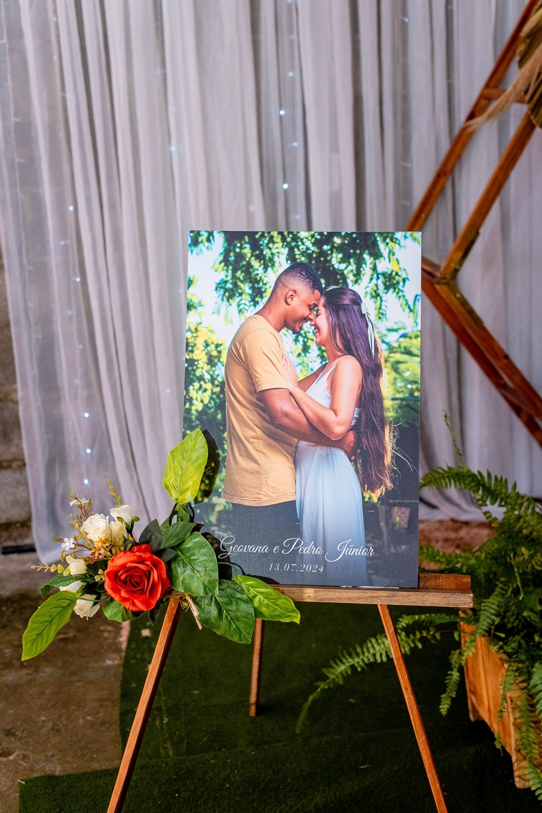 #CasamentoDosSonhos #PlanejamentoDeCasamento #DecoraçãoDeCasamento #VestidoDeNoiva #BuffetParaCasamento #CerimôniaDeCasamento #InspiraçãoParaCasamento #CasamentoElegante #DicasDeCasamento #OrganizaçãoDeCasamento #CasamentoPerfeito #Noiva2024 #CasamentoCom