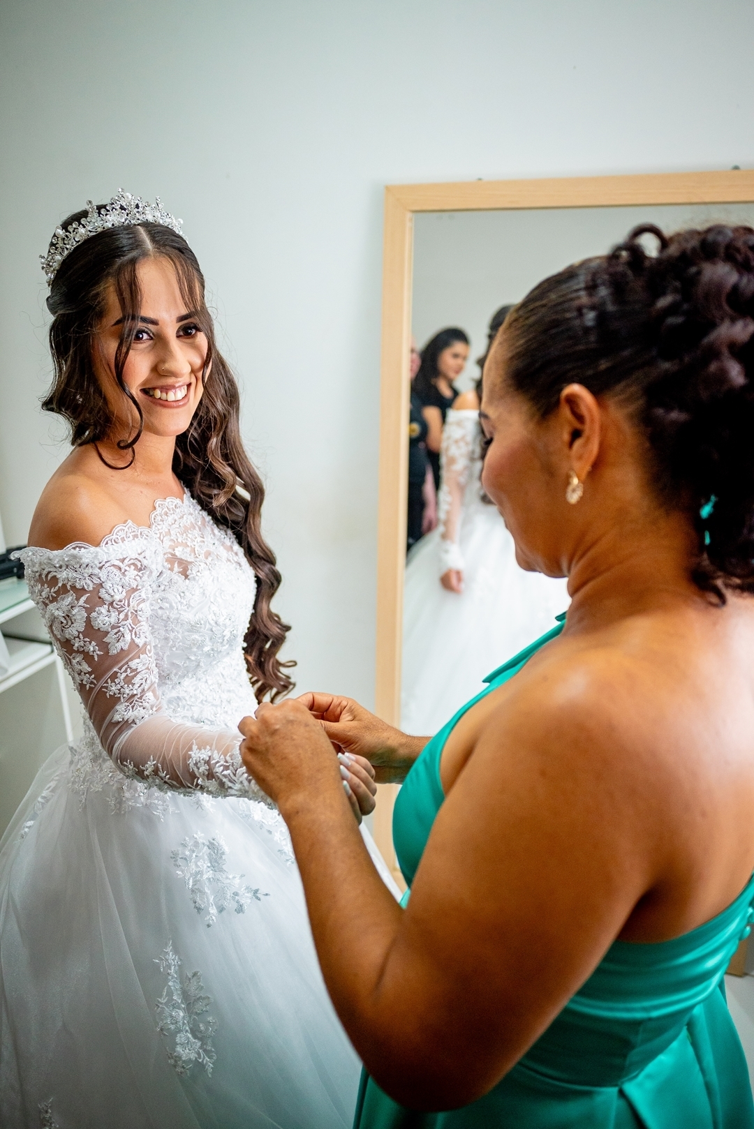 #CasamentoDosSonhos #PlanejamentoDeCasamento #DecoraçãoDeCasamento #VestidoDeNoiva #BuffetParaCasamento #CerimôniaDeCasamento #InspiraçãoParaCasamento #CasamentoElegante #DicasDeCasamento #OrganizaçãoDeCasamento #CasamentoPerfeito #Noiva2024 #CasamentoCom