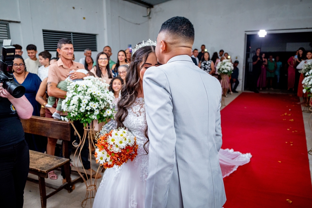 #CasamentoDosSonhos #PlanejamentoDeCasamento #DecoraçãoDeCasamento #VestidoDeNoiva #BuffetParaCasamento #CerimôniaDeCasamento #InspiraçãoParaCasamento #CasamentoElegante #DicasDeCasamento #OrganizaçãoDeCasamento #CasamentoPerfeito #Noiva2024 #CasamentoCom