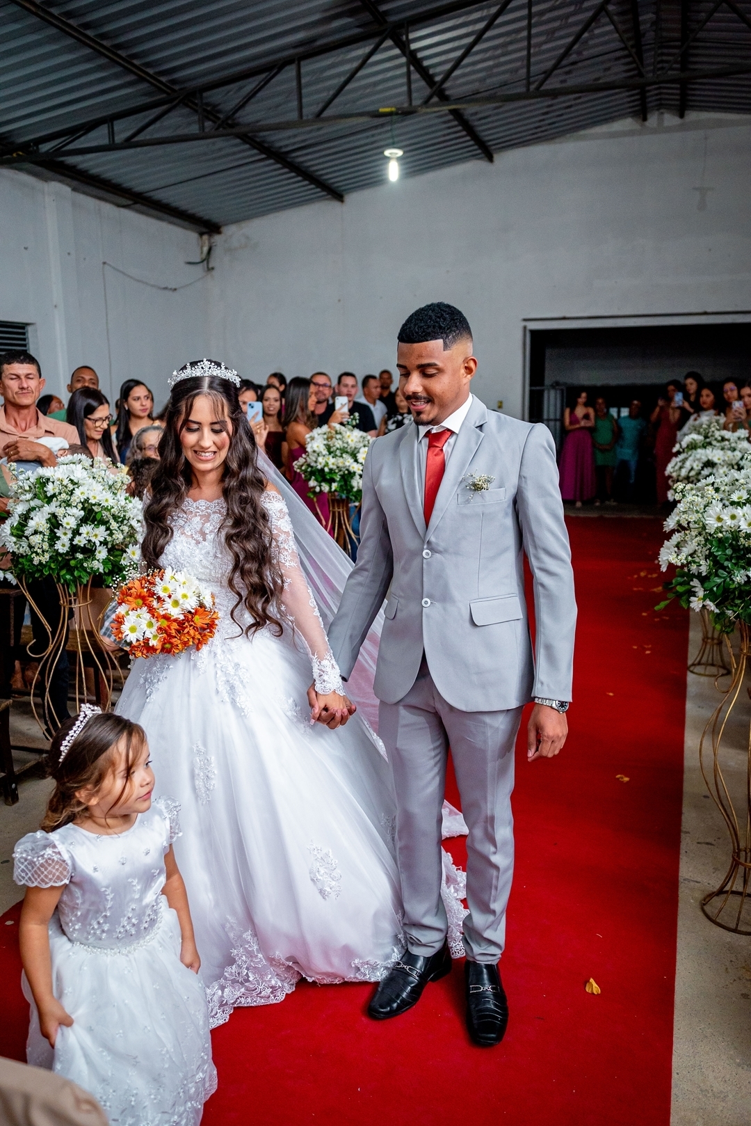 #CasamentoDosSonhos #PlanejamentoDeCasamento #DecoraçãoDeCasamento #VestidoDeNoiva #BuffetParaCasamento #CerimôniaDeCasamento #InspiraçãoParaCasamento #CasamentoElegante #DicasDeCasamento #OrganizaçãoDeCasamento #CasamentoPerfeito #Noiva2024 #CasamentoCom