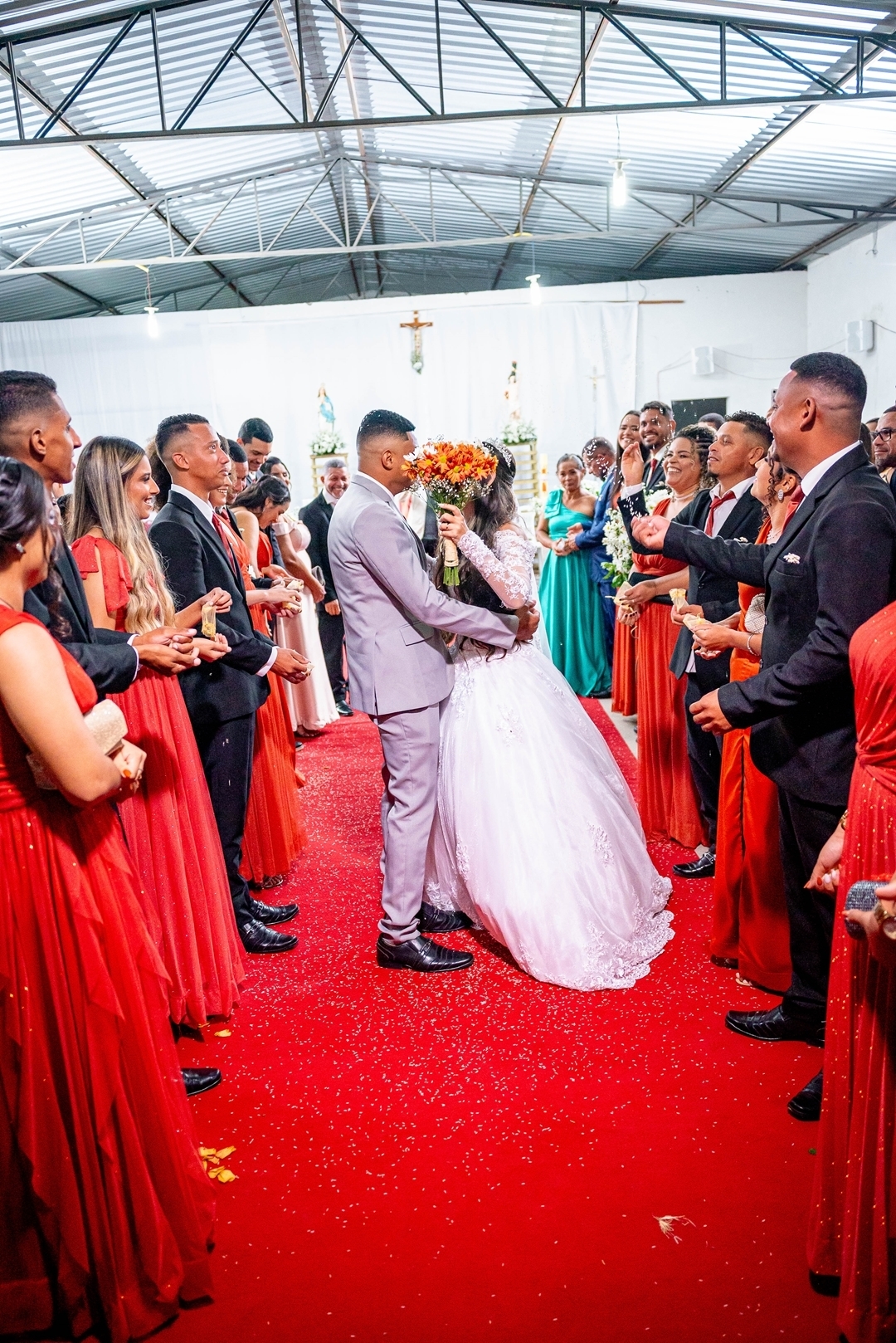 #CasamentoDosSonhos #PlanejamentoDeCasamento #DecoraçãoDeCasamento #VestidoDeNoiva #BuffetParaCasamento #CerimôniaDeCasamento #InspiraçãoParaCasamento #CasamentoElegante #DicasDeCasamento #OrganizaçãoDeCasamento #CasamentoPerfeito #Noiva2024 #CasamentoCom