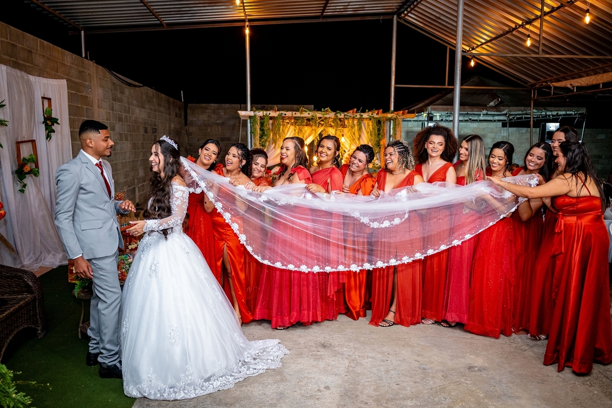 #CasamentoDosSonhos #PlanejamentoDeCasamento #DecoraçãoDeCasamento #VestidoDeNoiva #BuffetParaCasamento #CerimôniaDeCasamento #InspiraçãoParaCasamento #CasamentoElegante #DicasDeCasamento #OrganizaçãoDeCasamento #CasamentoPerfeito #Noiva2024 #CasamentoCom