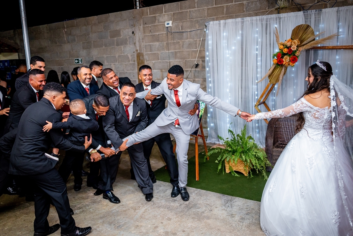 #CasamentoDosSonhos #PlanejamentoDeCasamento #DecoraçãoDeCasamento #VestidoDeNoiva #BuffetParaCasamento #CerimôniaDeCasamento #InspiraçãoParaCasamento #CasamentoElegante #DicasDeCasamento #OrganizaçãoDeCasamento #CasamentoPerfeito #Noiva2024 #CasamentoCom