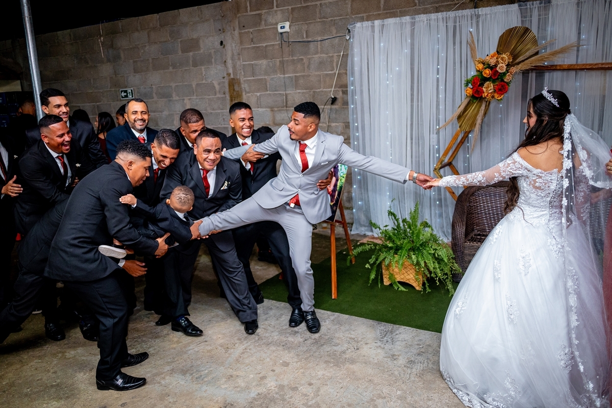 #CasamentoDosSonhos #PlanejamentoDeCasamento #DecoraçãoDeCasamento #VestidoDeNoiva #BuffetParaCasamento #CerimôniaDeCasamento #InspiraçãoParaCasamento #CasamentoElegante #DicasDeCasamento #OrganizaçãoDeCasamento #CasamentoPerfeito #Noiva2024 #CasamentoCom