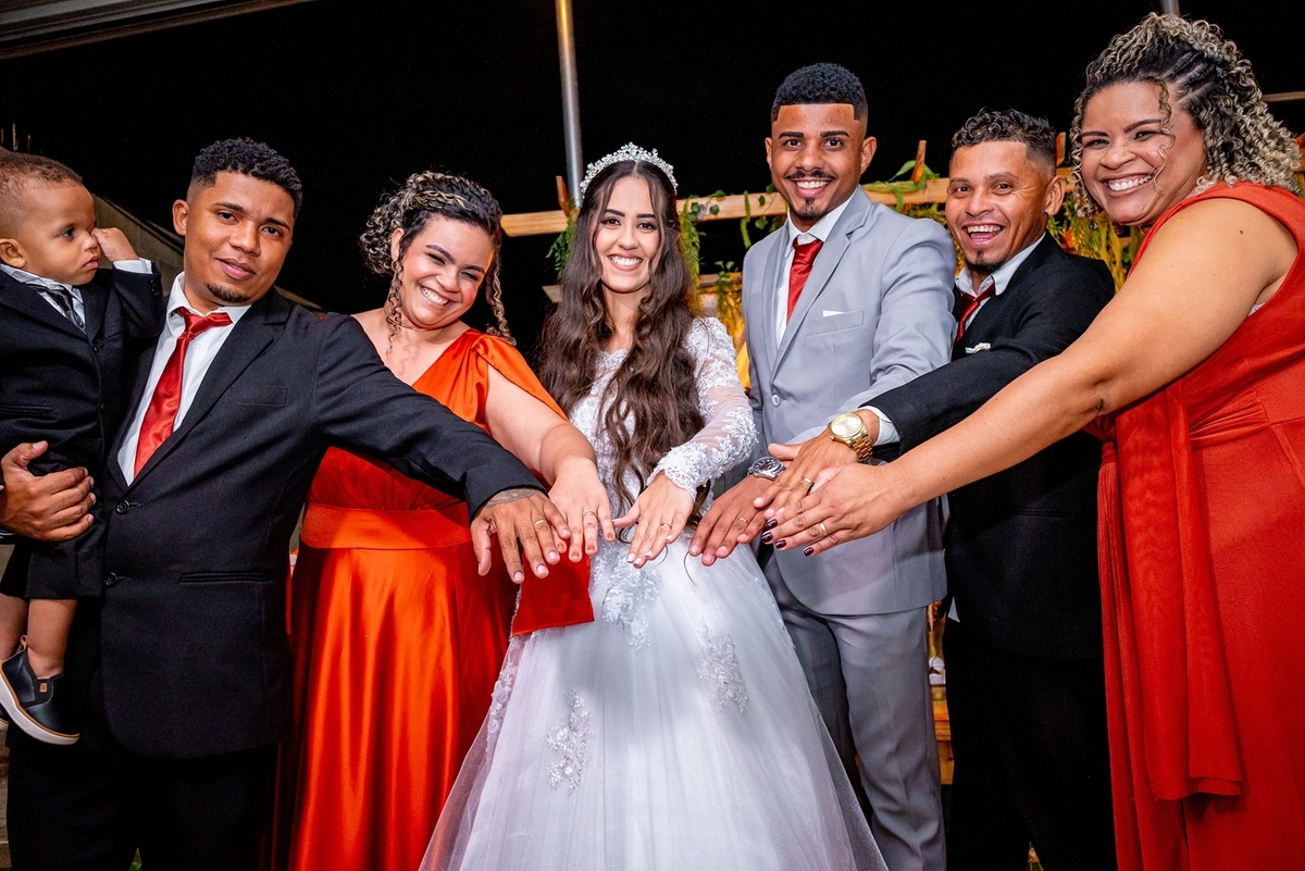 #CasamentoDosSonhos #PlanejamentoDeCasamento #DecoraçãoDeCasamento #VestidoDeNoiva #BuffetParaCasamento #CerimôniaDeCasamento #InspiraçãoParaCasamento #CasamentoElegante #DicasDeCasamento #OrganizaçãoDeCasamento #CasamentoPerfeito #Noiva2024 #CasamentoCom