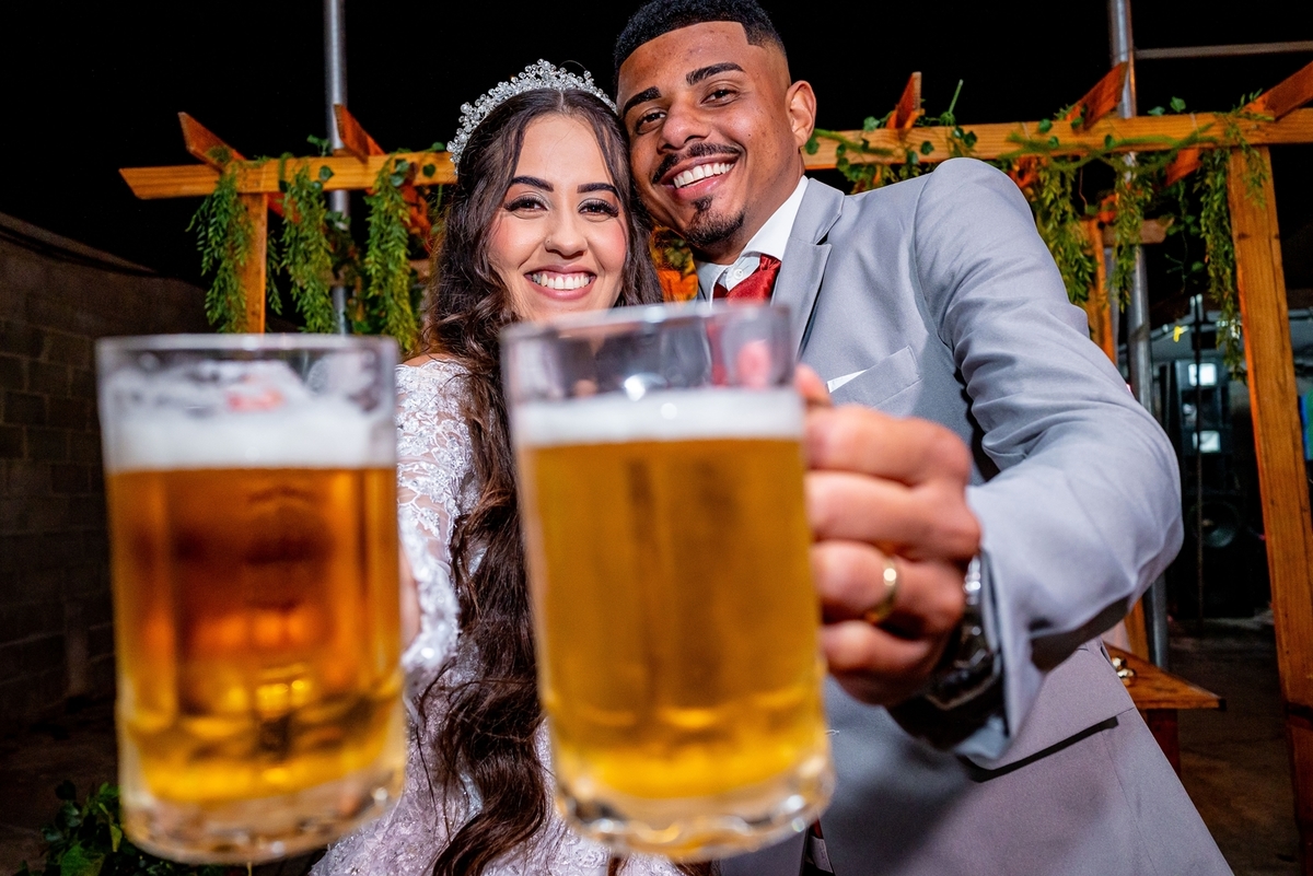 #CasamentoDosSonhos #PlanejamentoDeCasamento #DecoraçãoDeCasamento #VestidoDeNoiva #BuffetParaCasamento #CerimôniaDeCasamento #InspiraçãoParaCasamento #CasamentoElegante #DicasDeCasamento #OrganizaçãoDeCasamento #CasamentoPerfeito #Noiva2024 #CasamentoCom