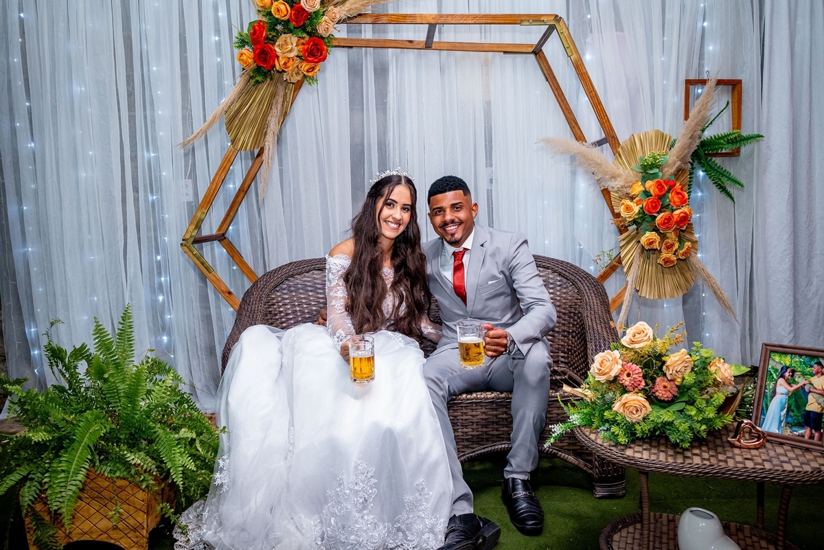 #CasamentoDosSonhos #PlanejamentoDeCasamento #DecoraçãoDeCasamento #VestidoDeNoiva #BuffetParaCasamento #CerimôniaDeCasamento #InspiraçãoParaCasamento #CasamentoElegante #DicasDeCasamento #OrganizaçãoDeCasamento #CasamentoPerfeito #Noiva2024 #CasamentoCom