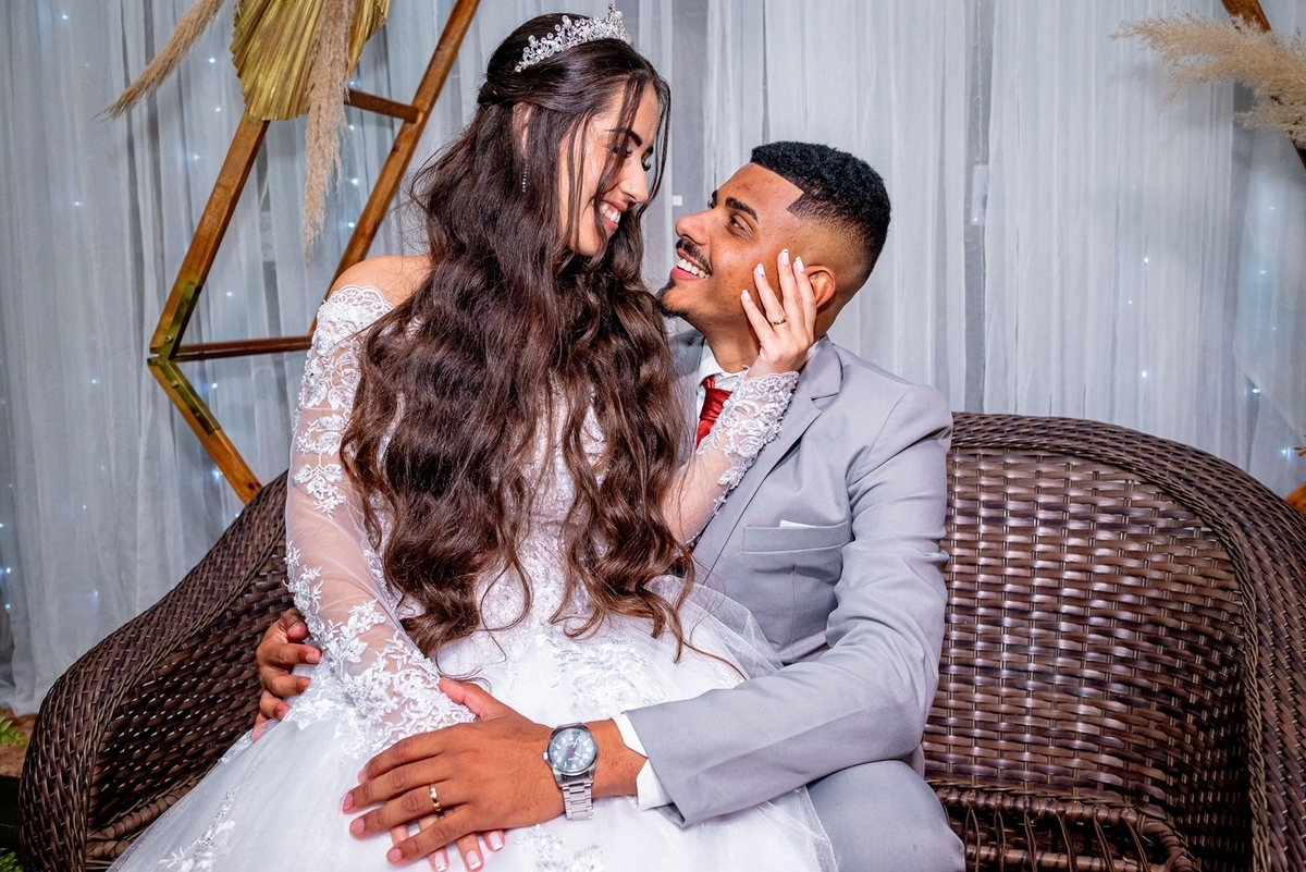 #CasamentoDosSonhos #PlanejamentoDeCasamento #DecoraçãoDeCasamento #VestidoDeNoiva #BuffetParaCasamento #CerimôniaDeCasamento #InspiraçãoParaCasamento #CasamentoElegante #DicasDeCasamento #OrganizaçãoDeCasamento #CasamentoPerfeito #Noiva2024 #CasamentoCom