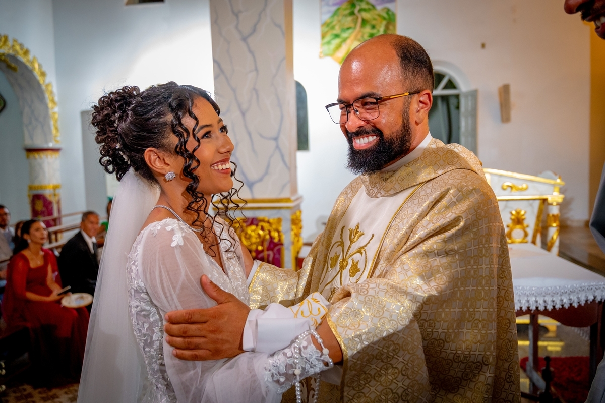 casamento Ellen e Elânio

casamento em Monte Santo

casamento em Monte Santo BA

casamento no interior da Bahia

casamento religioso

casamento na igreja

casamento católico

noivos apaixonados

cerimônia de casamento

fotógrafo de casamento em Monte Sant