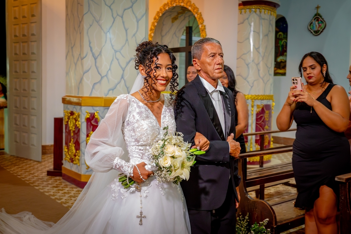 casamento Ellen e Elânio

casamento em Monte Santo

casamento em Monte Santo BA

casamento no interior da Bahia

casamento religioso

casamento na igreja

casamento católico

noivos apaixonados

cerimônia de casamento

fotógrafo de casamento em Monte Sant