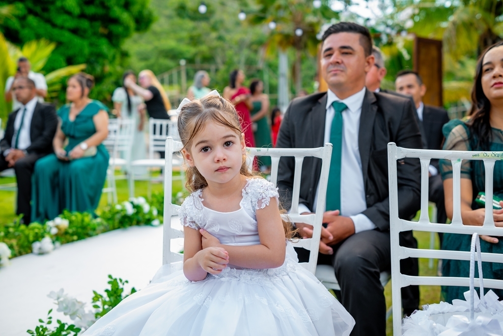 poses para casamento ao ar livre, como tirar fotos lindas, fotos perfeitas em casamento ao ar livre, o vestido de noiva mais lindo e perfeito, o melhor vestido para casamento ao ar livre, onde encontrar o local perfeito para casamento ao ar livre