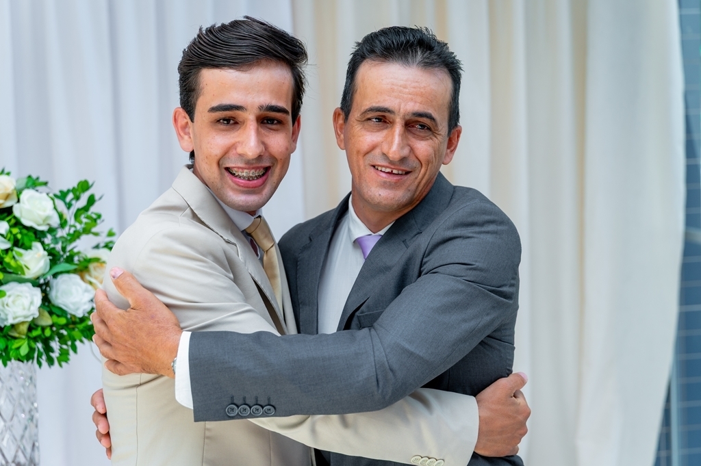 pose para tirar foto com seu pai