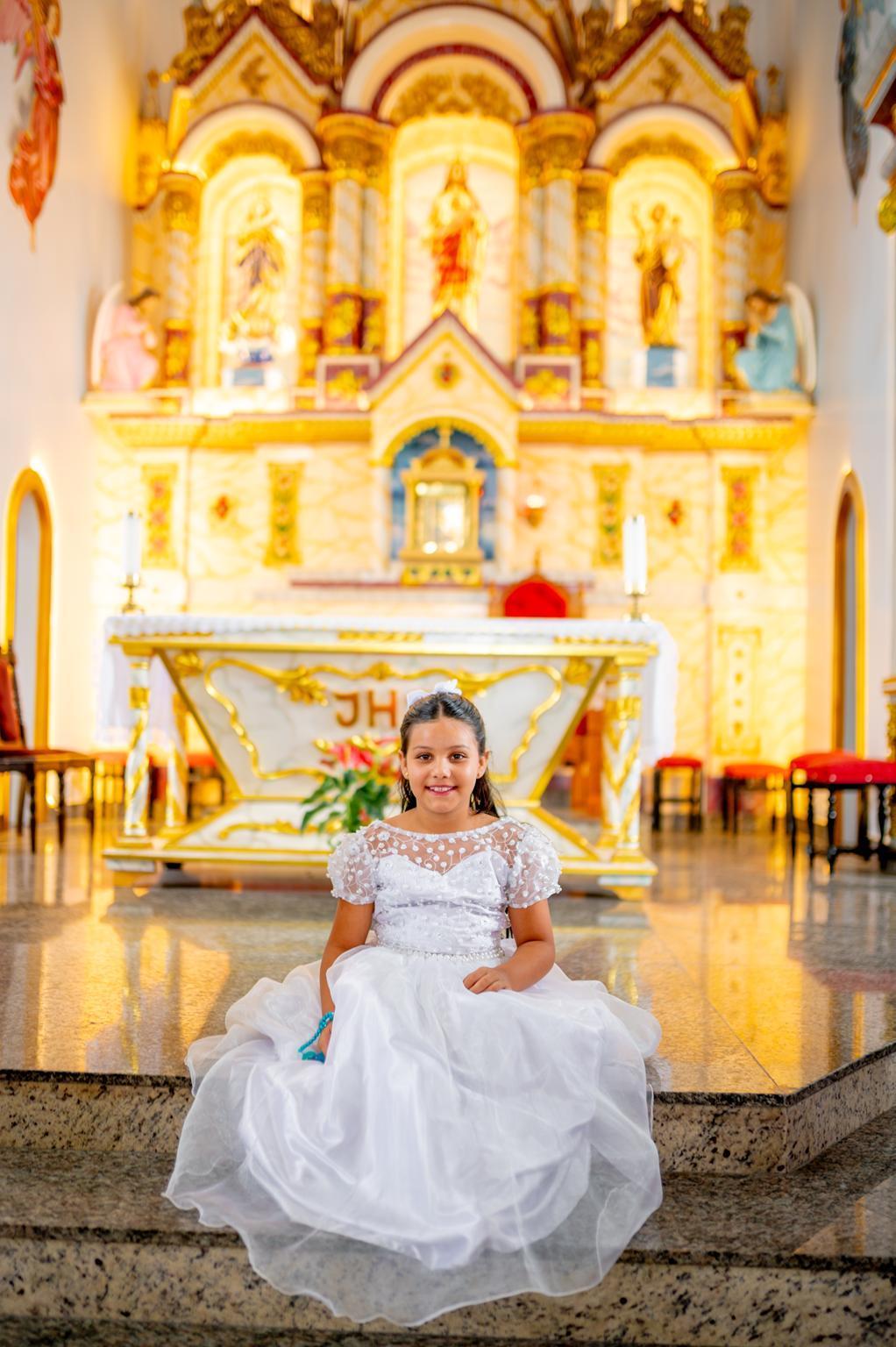 Anny Eloah durante seu batizado na Igreja Matriz de Monte Santo - BA

Família de Anny Eloah durante a cerimônia de batizado em Monte Santo

Momento da bênção durante o batizado de Anny Eloah na Igreja Matriz