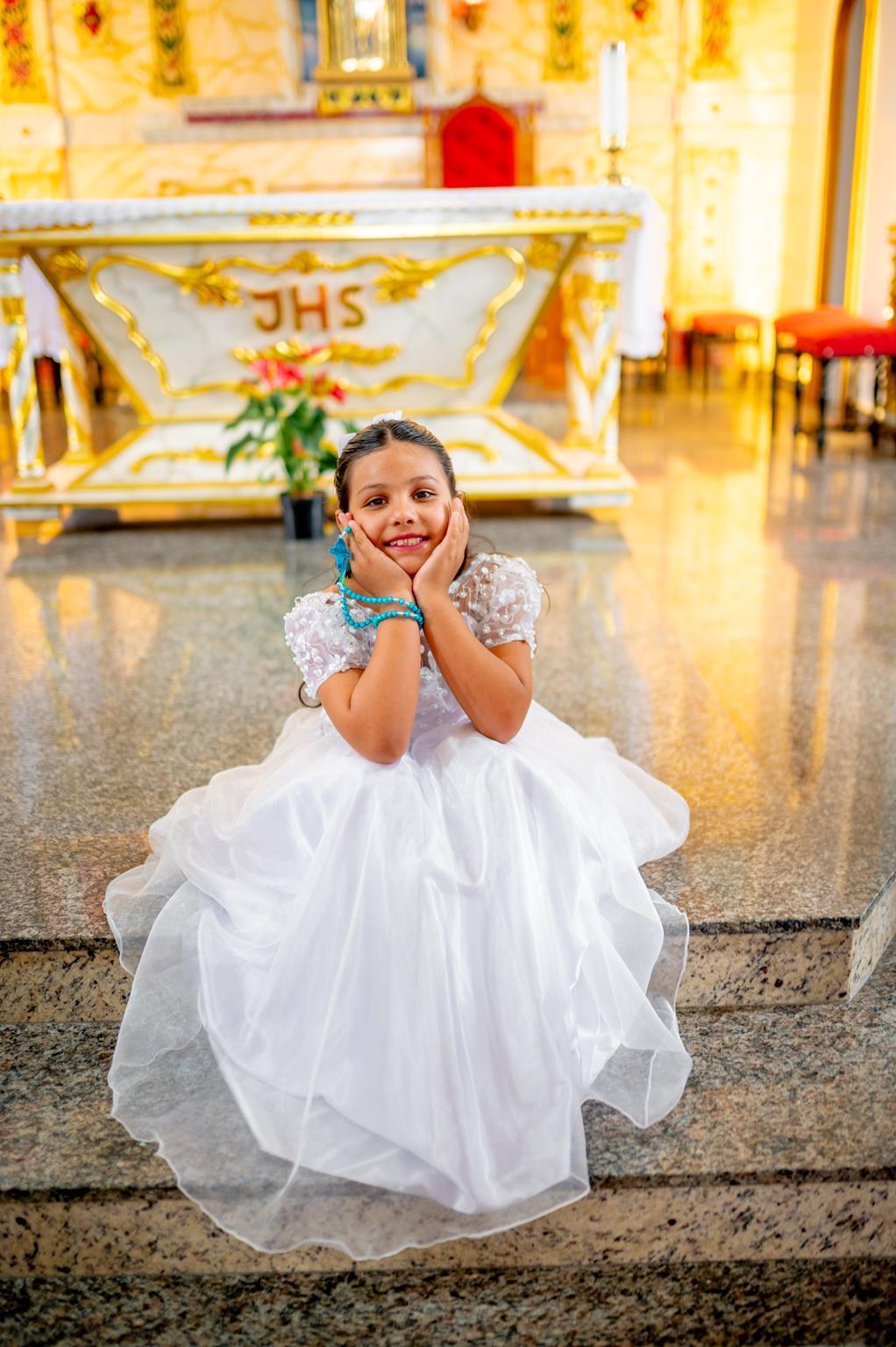 Anny Eloah durante seu batizado na Igreja Matriz de Monte Santo - BA

Família de Anny Eloah durante a cerimônia de batizado em Monte Santo

Momento da bênção durante o batizado de Anny Eloah na Igreja Matriz
