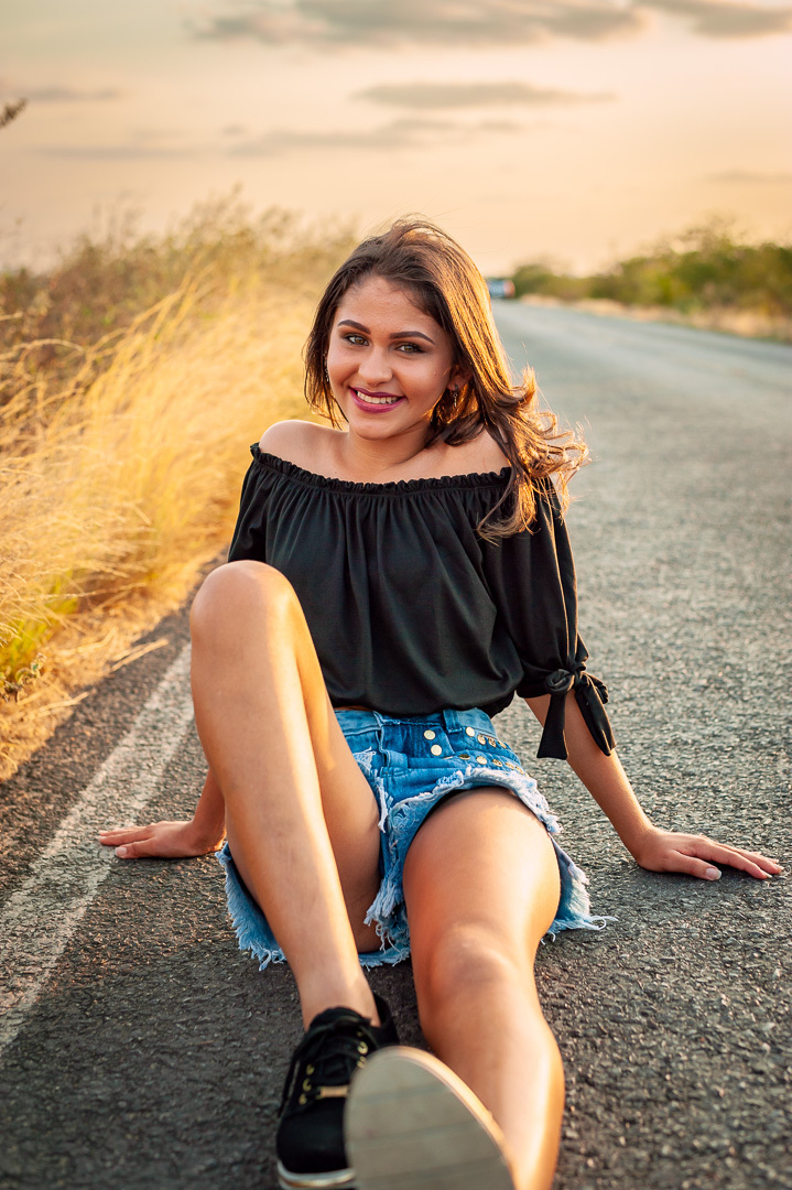 fotos no asfalto
Retratos, Fotos de meninas, Ensaio de 15 anos , Fotografia individual , Quijingue Bahia Fotógrafo de moda 