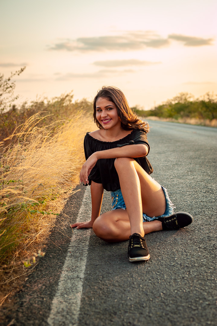 Retratos, Fotos de meninas, Ensaio de 15 anos , Fotografia individual , Quijingue Bahia Fotógrafo de moda ensaio de final de tarde
