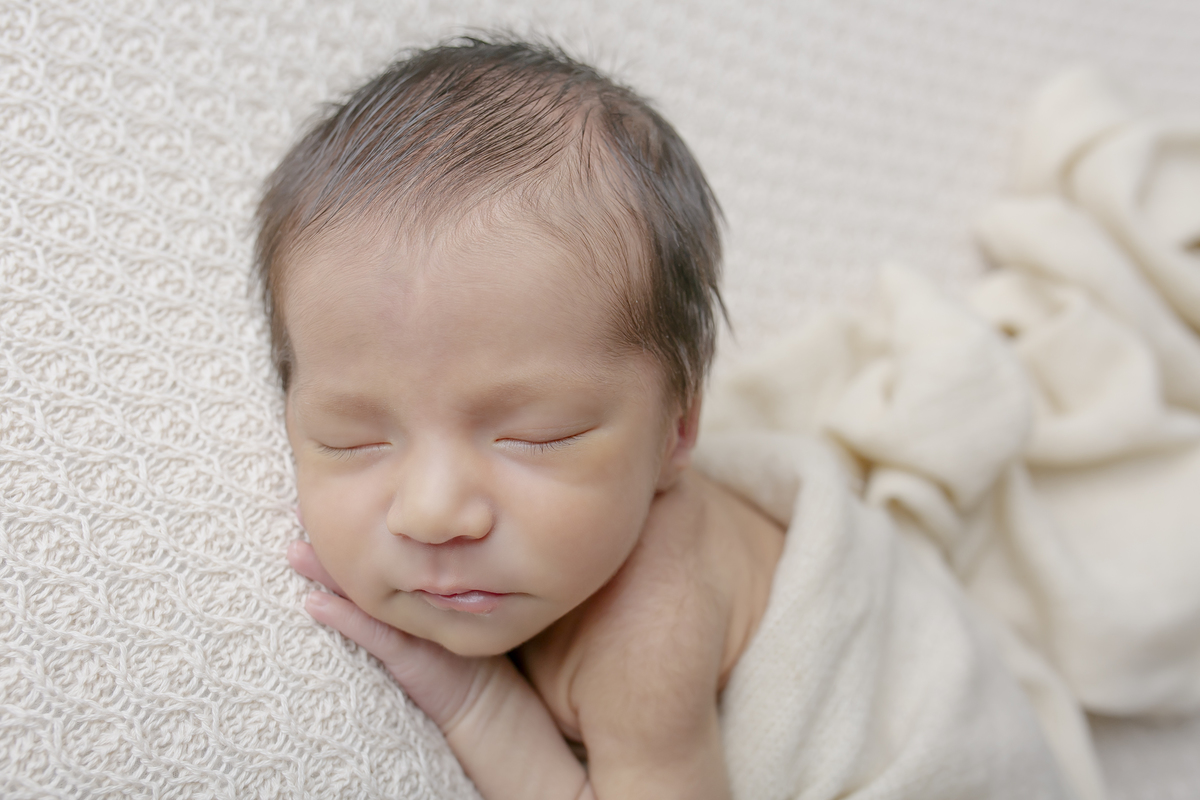 newborn-cotia-fotografacotia-bookbebe-cleidianyribeirofotografia-kekeribeirofotografia-fotografagranjaviana-fotografacotia-ensaiofotografico-ensaiocotia-granjviana-thesquaregranjaviana-thesquareopenmall-reccemnascidofoto-fotorecemnascido-sãopaulo-morumbi