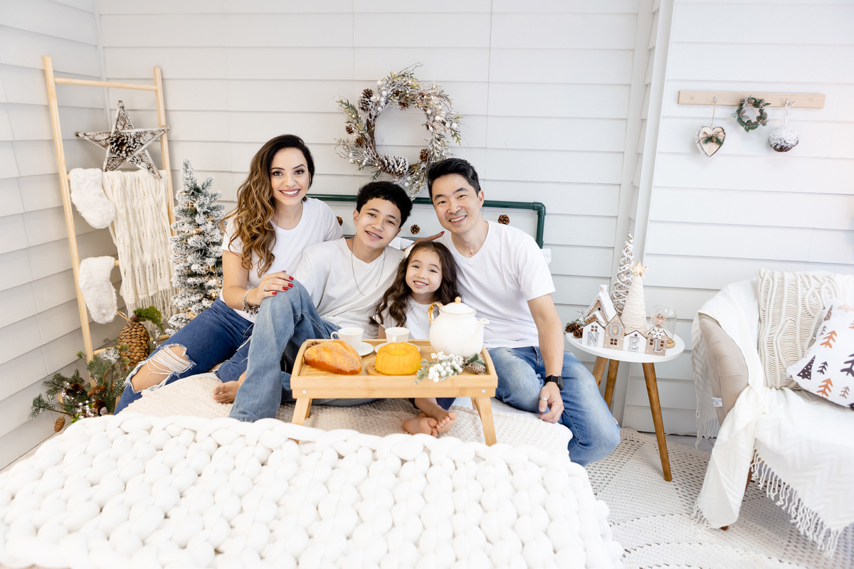 natal-noel-natal2022-papainoel-granjaviana-cotia-ensaiocotia-fotografia-estudiogranjaviana-kekeribeiro-cleidianyribeiro-fotodenatal-fotodefamilia-natalencantado-magiadonatal-noel-natalino2022-natal22-granjaviana-cotia-morumbi-barueri-alphaville-fotografia