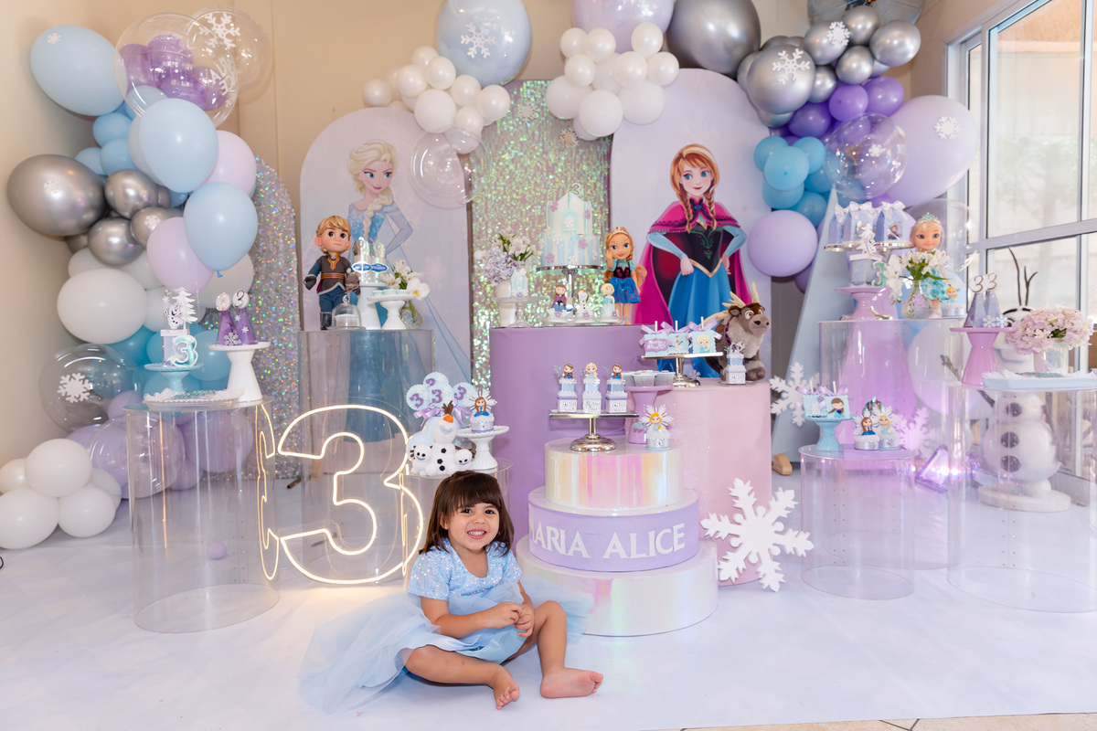 aniversárioinfantil-festainfantil-fotografiainfantil-fotografiainfantil-fotografadefesta-fotofesta-frozen-elsa-festafrozen-festa-3anos-cotia-sp-morumbi-osasco-cleidianyribeirofotografia-kekeribeirofotografia-fotodefesta-decoraçãofrozen