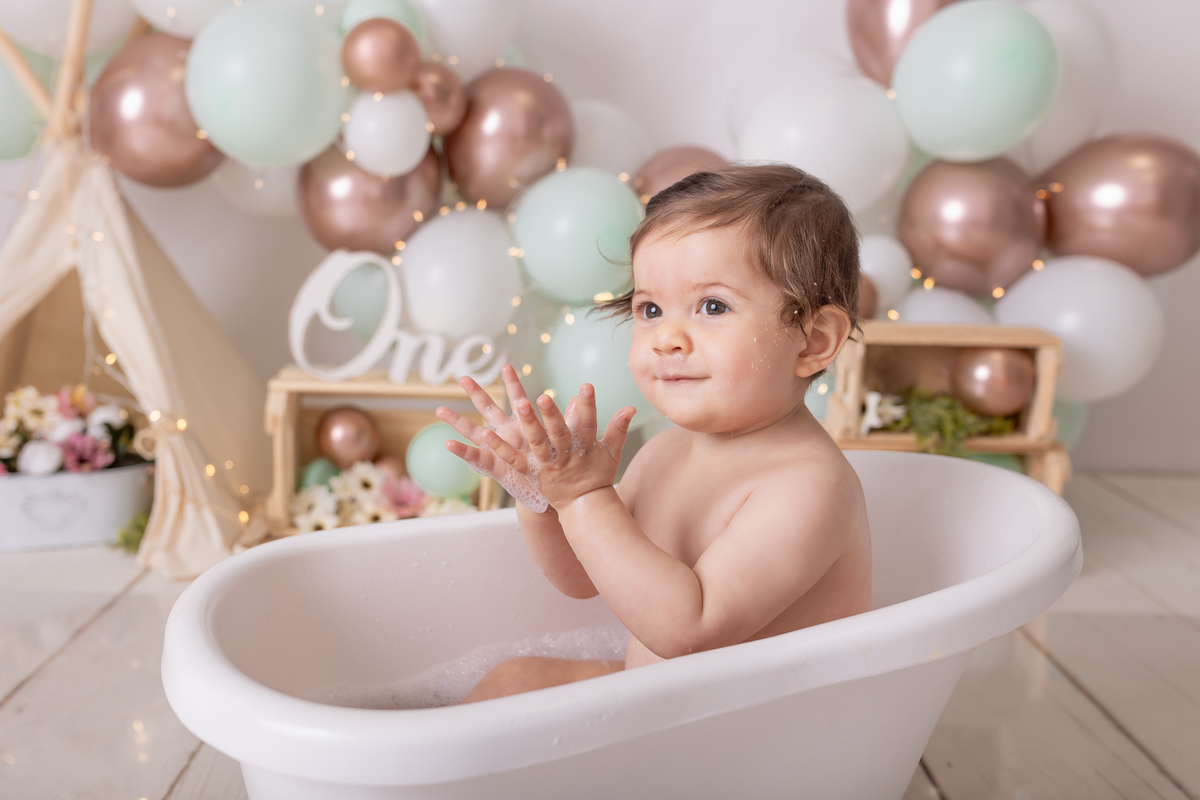 ensaiodobebe-smashthecake-ensaiodobolo-granjaviana-cotia-estúdiocotia-kekeribeirofotografia-fotográfa-ensaiofotográfico-bebê-ensaiomenina-bookmenina-ensaio1ano-acompanhamentodobebê-estúdiogranjaviana-cleidianyribeirofotografia-ensaiobaby