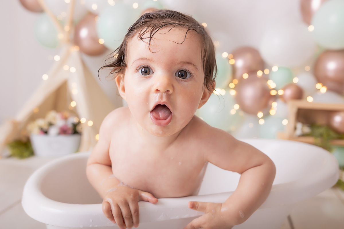 ensaiodobebe-smashthecake-ensaiodobolo-granjaviana-cotia-estúdiocotia-kekeribeirofotografia-fotográfa-ensaiofotográfico-bebê-ensaiomenina-bookmenina-ensaio1ano-acompanhamentodobebê-estúdiogranjaviana-cleidianyribeirofotografia-ensaiobaby