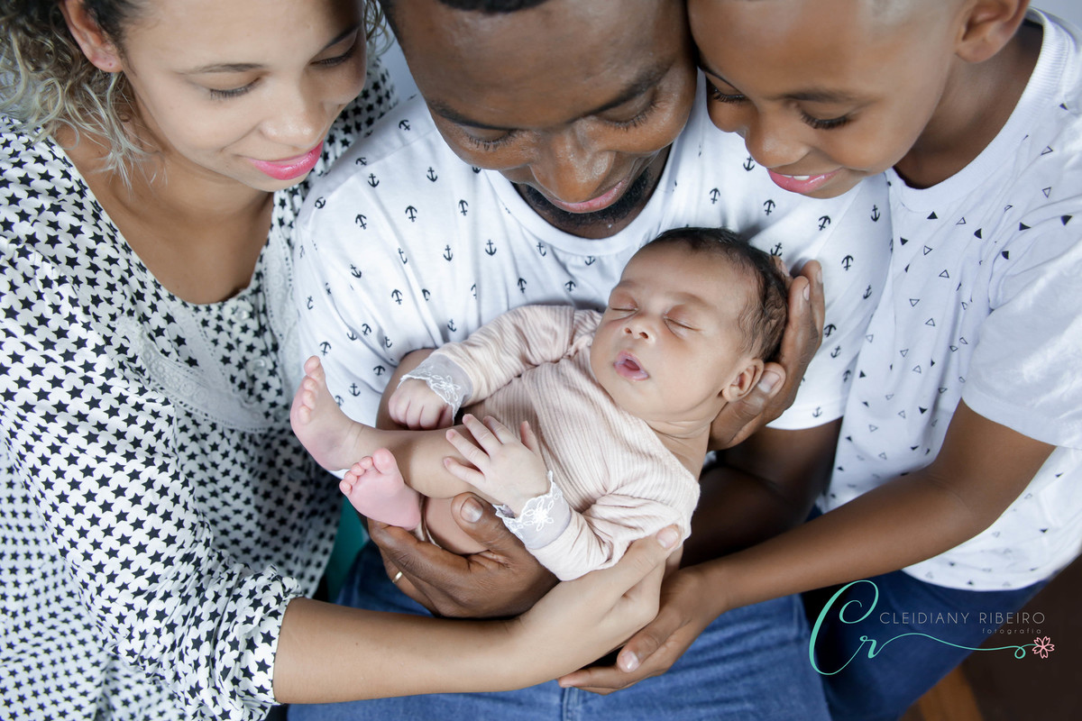 ensaio newborn- recen nascido-bebê-foto de bebê-fotografia-fotógrafa-cleidiany-cotia-SP-gravida