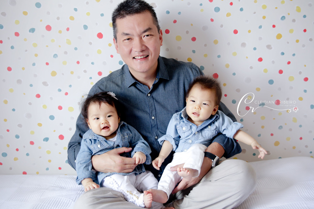 ensaio gêmeos-acompanhamento-cleidianyribeiro-fotográfa-amor-família-bebê-ensaio-fotografiadefamília-amor-baby-imãos-cleidiany-foto-fotodeensaio-3meses-sorriso