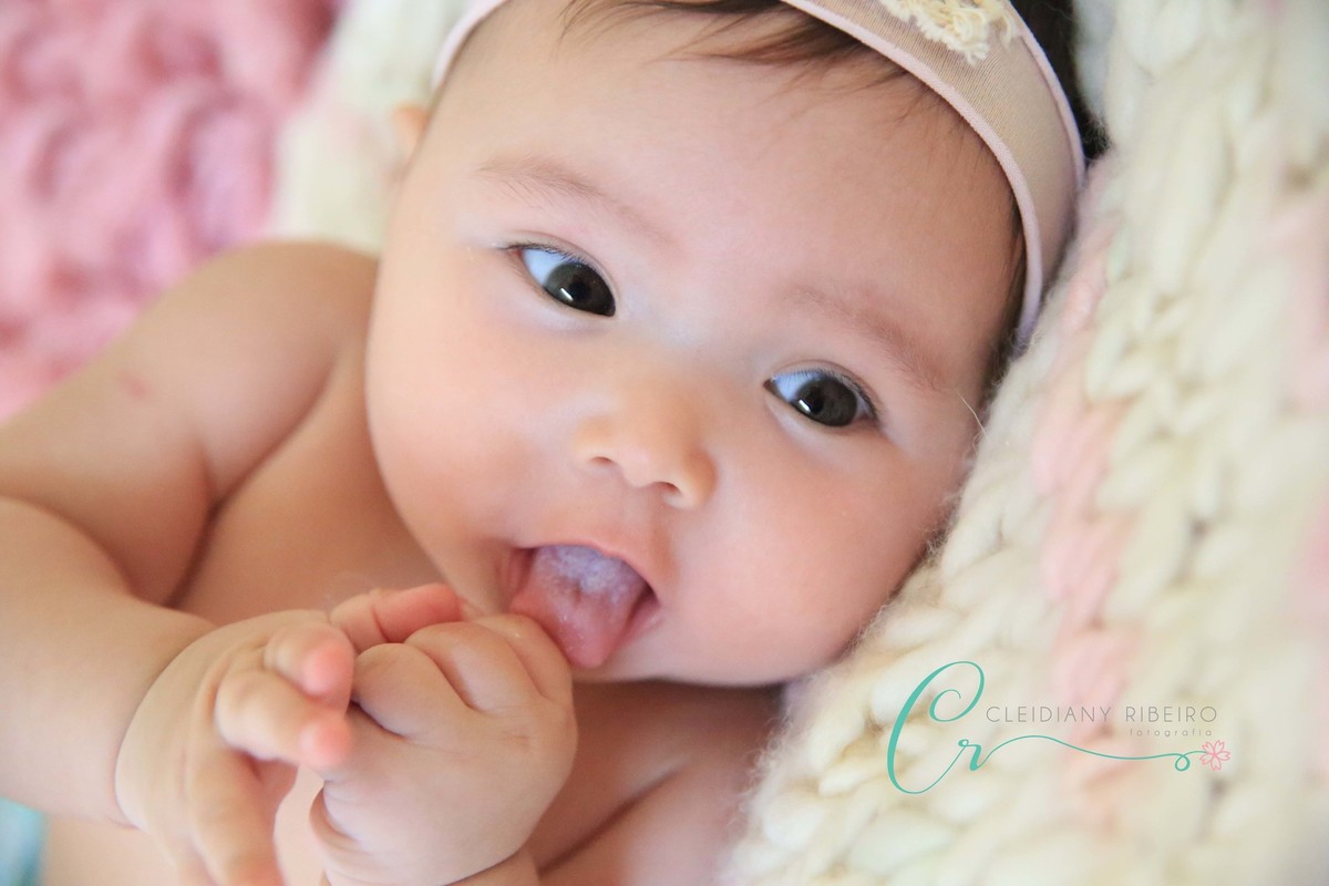 acompanhamento-acompanhamentodobebê-cleidiany ribeiro-fotógrafa-bebê-menina-girl-foto-ensaio-melhor fotógrafa-newborn-gestante-fofa-referência-mãe-baby-cleidiany-profissional-foto-bebê modelo-amor