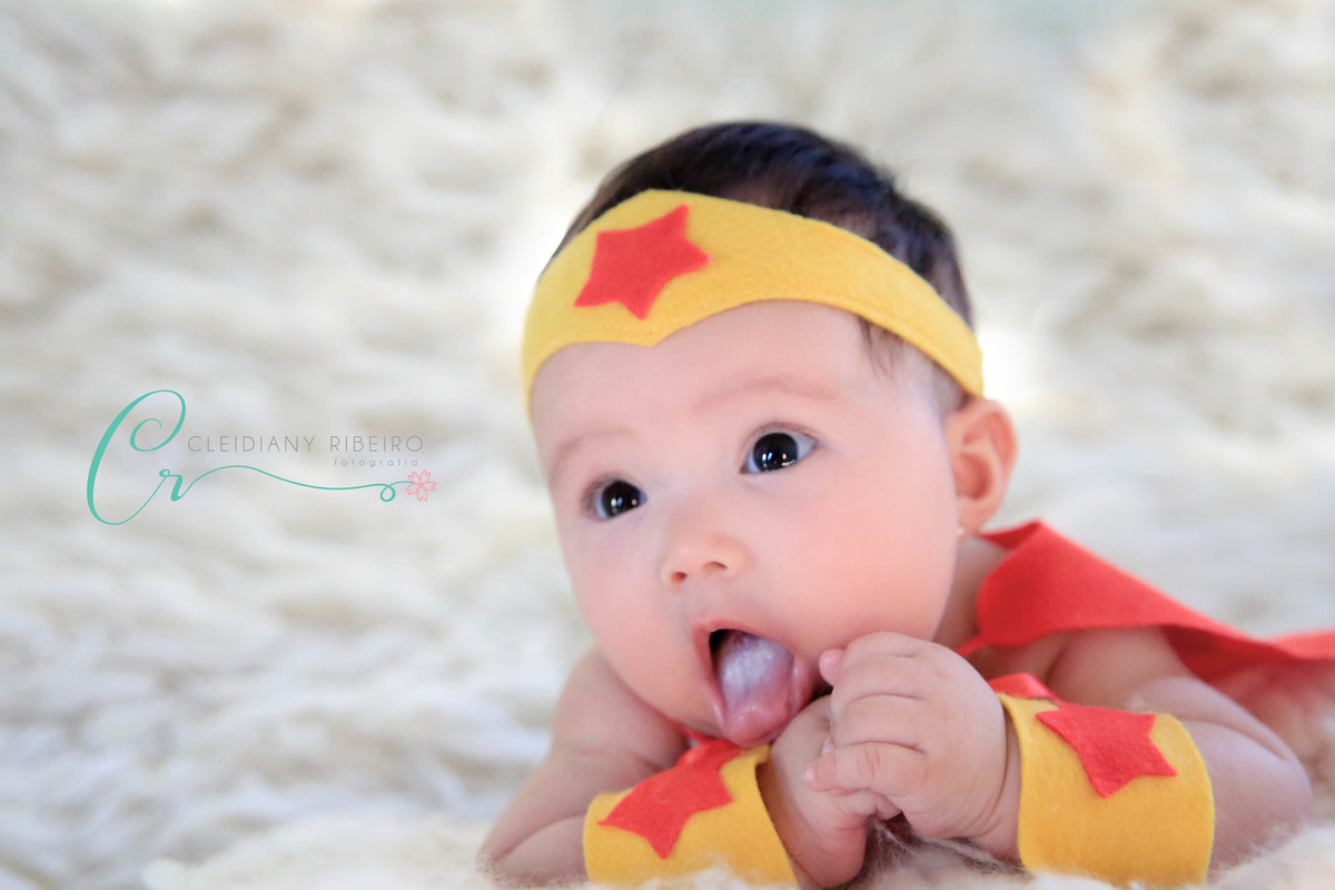 acompanhamento-acompanhamentodobebê-cleidiany ribeiro-fotógrafa-bebê-menina-girl-foto-ensaio-melhor fotógrafa-newborn-gestante-fofa-referência-mãe-baby-cleidiany-profissional-foto-mulher maravilha