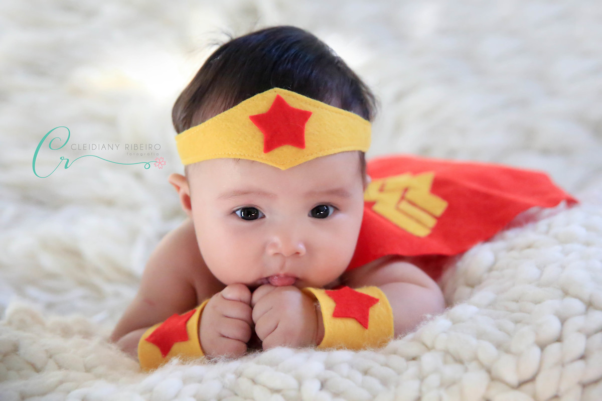 acompanhamento-acompanhamentodobebê-cleidiany ribeiro-fotógrafa-bebê-menina-girl-foto-ensaio-melhor fotógrafa-newborn-gestante-fofa-referência-mãe-baby-cleidiany-profissional-foto-mulher maravilha