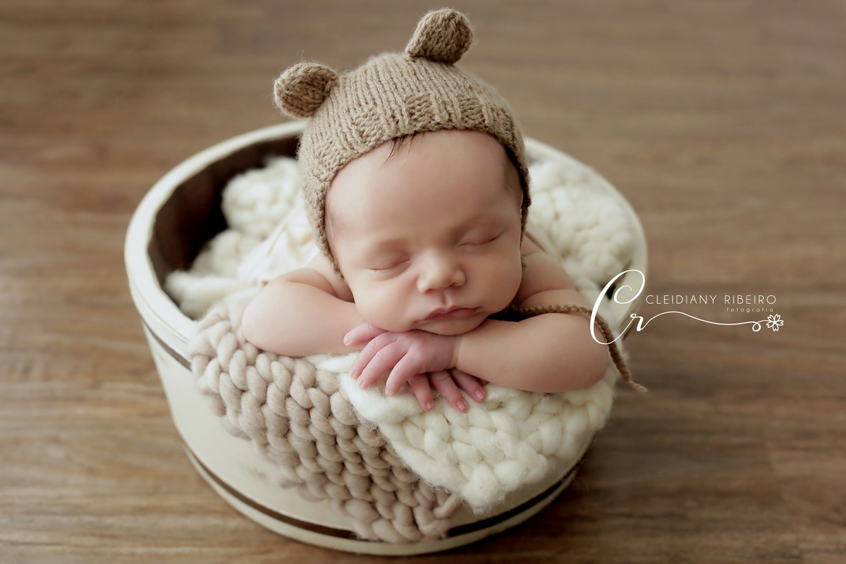 newborn-recen nascido-baby-cinza-fotógrafa-cleidiany ribeiro-melhor fotografa newborn-bebê-ensaio fotográfico-família-gestante-grávida-granja viana-anjo-bebê-foto-fotos de bebês-fotos de recen nascido-fotografia-amor-love-cleidiany ribeiro-são paulo