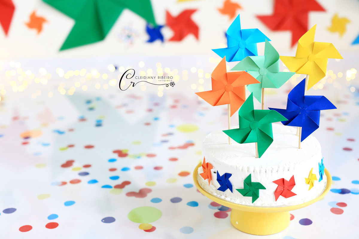 Smash-the-cake-cleidiany-amasse-o-bolo-cleidianyribeiro-fotografia-ensaio-estudio-granja-viana-cotia-sp-morumbi-fotografia-infantil-cata-vento-cores-gestante-newborn-gravidez-bolo-referência-em-fotografia-família-mãe-pai-amor-foto-profissional-da-foto