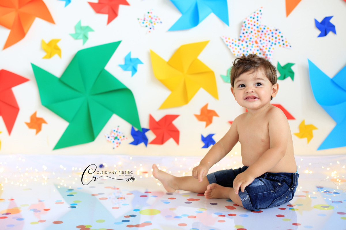 Smash-the-cake-cleidiany-amasse-o-bolo-cleidianyribeiro-fotografia-ensaio-estudio-granja-viana-cotia-sp-morumbi-fotografia-infantil-cata-vento-cores-gestante-newborn-gravidez-bolo-referência-em-fotografia-família-mãe-pai-amor-foto-profissional-da-foto