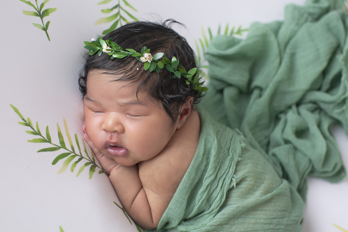 ensaionewborn-bebê-ensaiodobebe-newborngranjaviana-cotia-granjaviana-osasco-carapicuiba-morumbi-jardins-sãopaulo-cleidianyribeirofotofrafia-fotografiagranjaviana-fotogranjaviana-estudiogranjaviana-estudiofotografico-estudio-fotoprofissionais-gestante