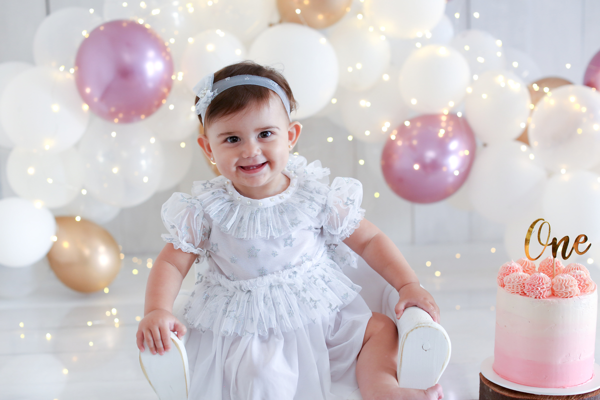 smashthecake-ensaiodobolo-ensaio1ano-1ano-granjaviana-cotia-sp-osasco-fotografiagranjaviana-cleidianyribeirofotografia-ensaiofotografico-estudiocotia-ensaiodobolo-ensaiocombexigas-ensaioinfantil-ensaiofotografico-ensaiocleidiany-fotografiagranjaviana-sp