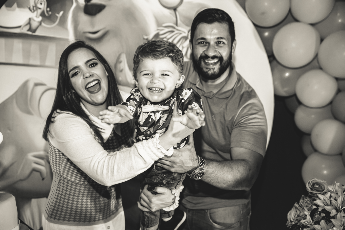 aniversarioinfantil-granjaviana-cotia-festainfantil-fotografadeaniversario-fotografagranjaviana-gestante-newborn-ensaioinfantil-smashthecake-cakesmash-ensaiodobolo-1ano-cotia-granjaviana-morumbi-perdizes-sãopaulo-fotografia-fotografa-foto-fotoaniversário