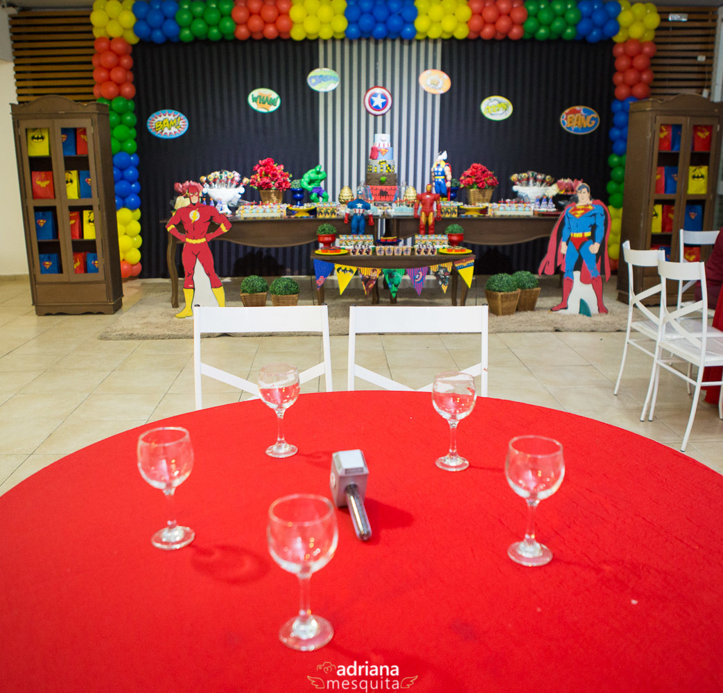 aniversário adriana mesquita festa guerra civil