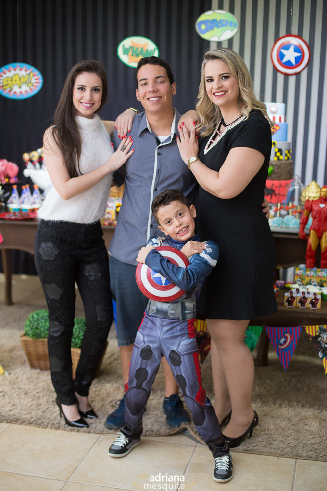 aniversário adriana mesquita festa guerra civil