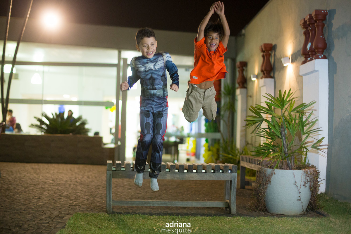 aniversário adriana mesquita festa guerra civil