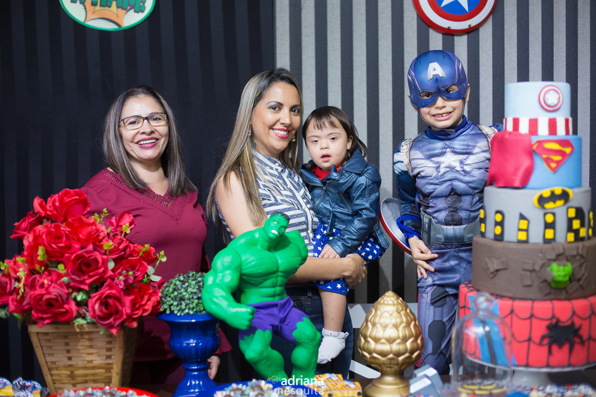 aniversário adriana mesquita festa guerra civil