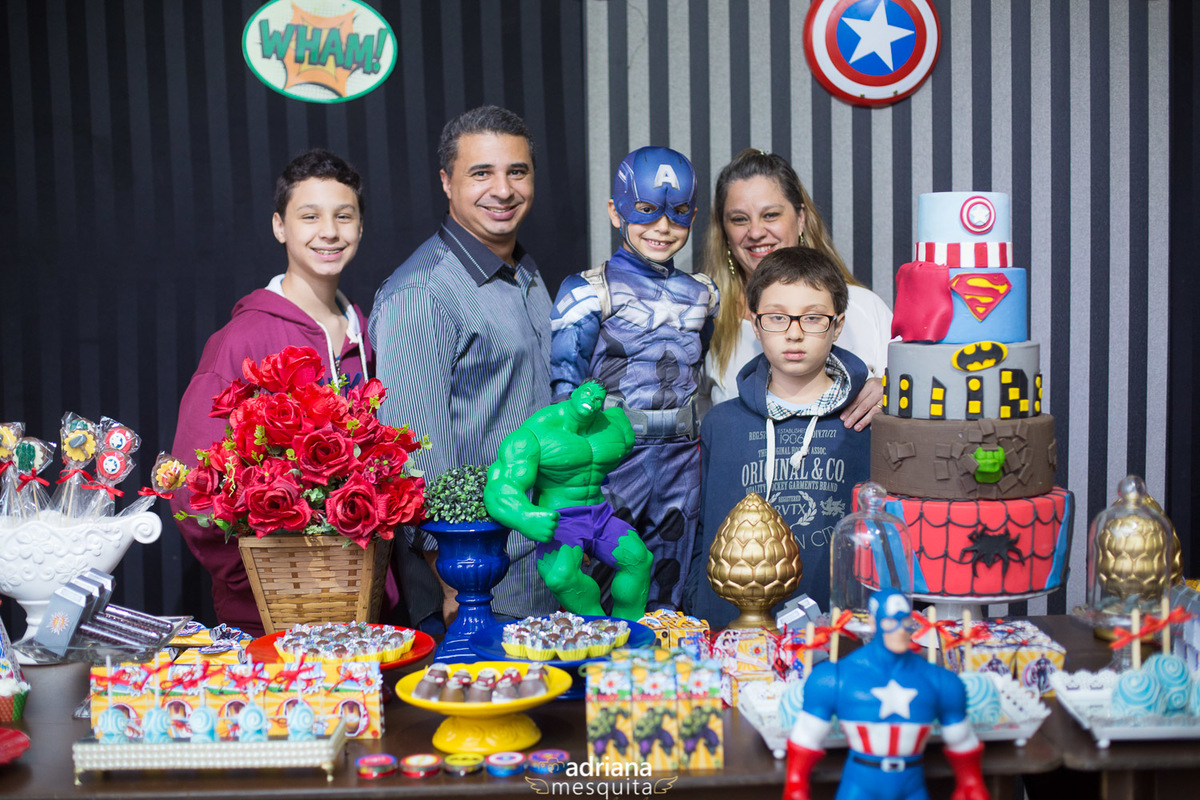 aniversário adriana mesquita festa guerra civil