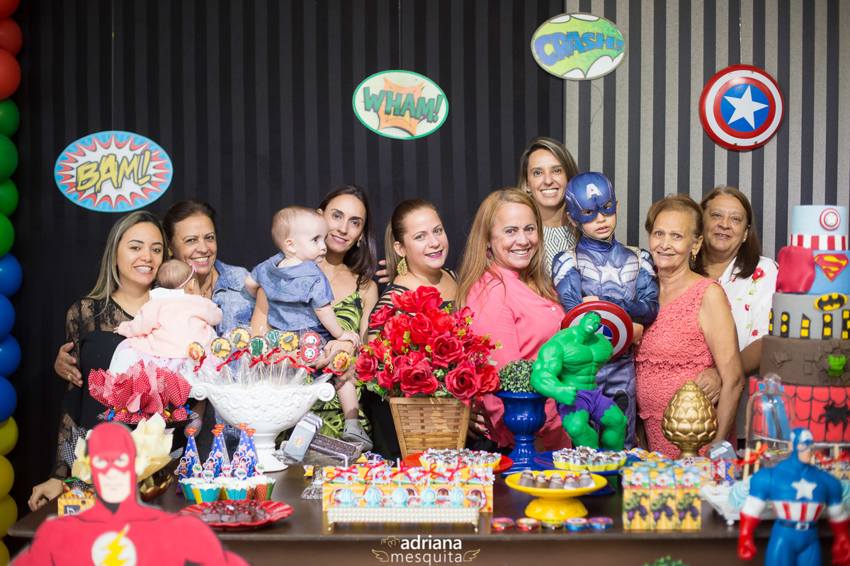 aniversário adriana mesquita festa guerra civil