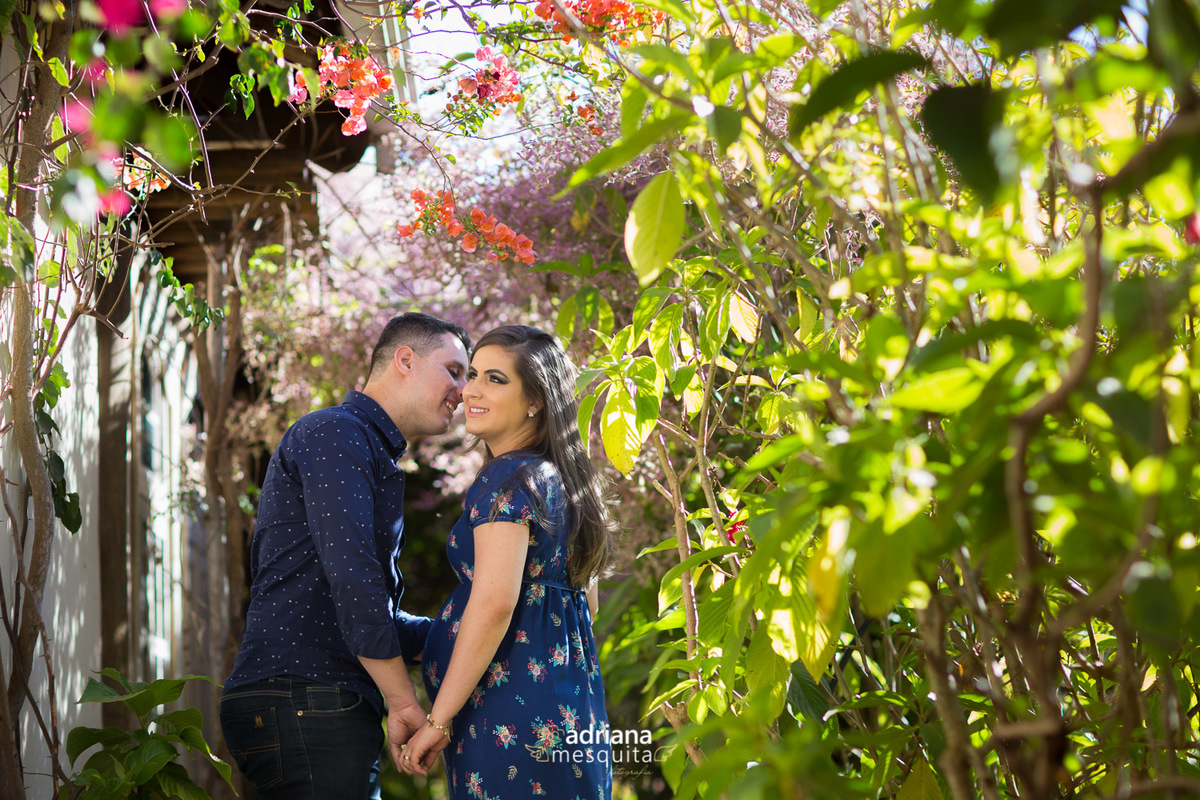 Ensaio lindo de Gestante da Livia e Maiko na Fazenda Queda D Agua em Araguari, registro pela fotografa Adriana Mesquita 