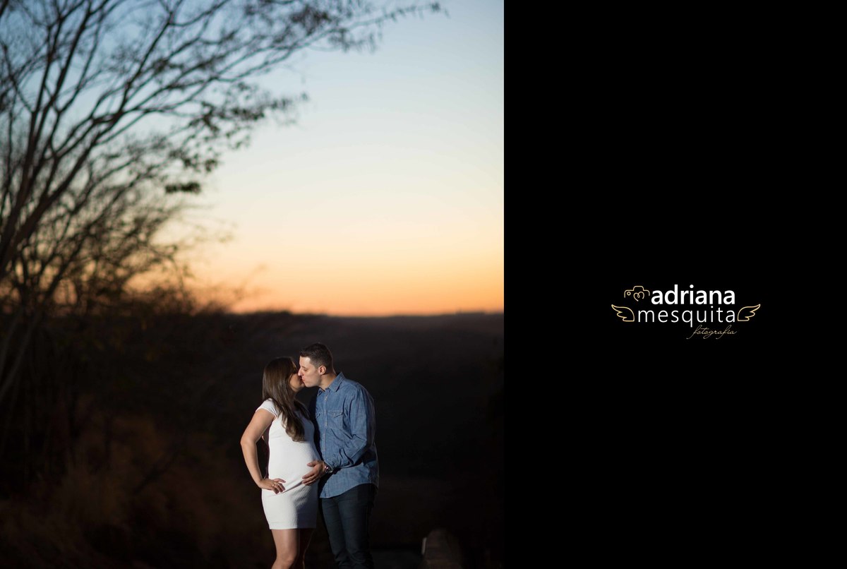 Ensaio lindo da Livia e Maiko na Fazenda Queda D Agua em Araguari, registro no por do sol pela fotografa Adriana Mesquita 